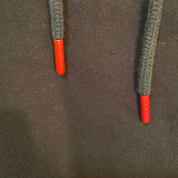 🔥EC🔥Oakley Custom Slim Fit Drawstring Hoodie. - Picture 4 of 6